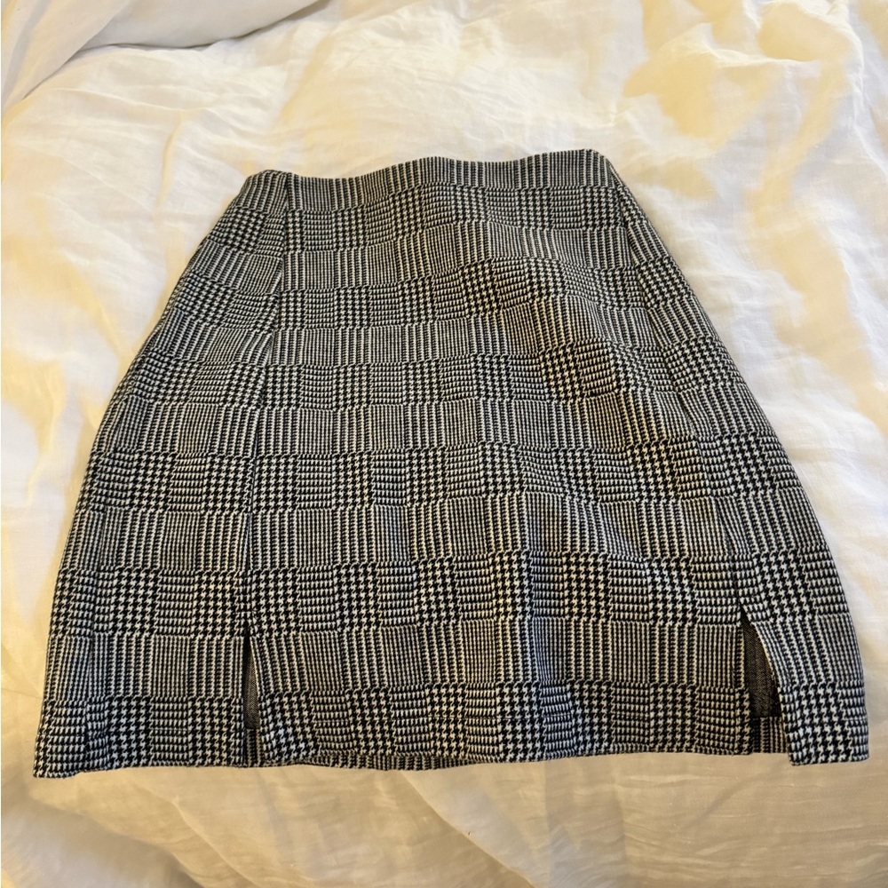 Brandy Melville skirt